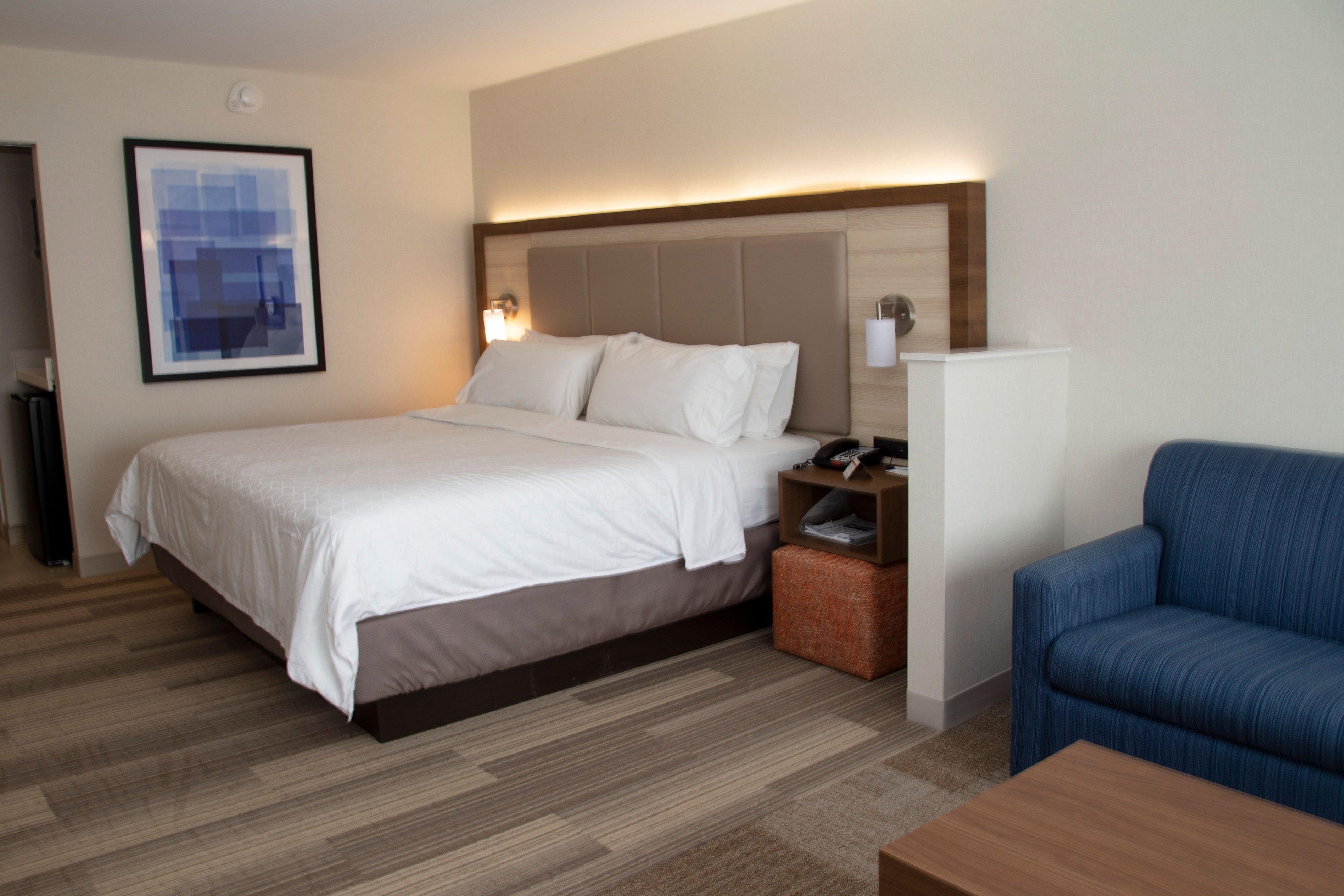 Holiday Inn Express & Suites - Marion By Ihg Exterior photo